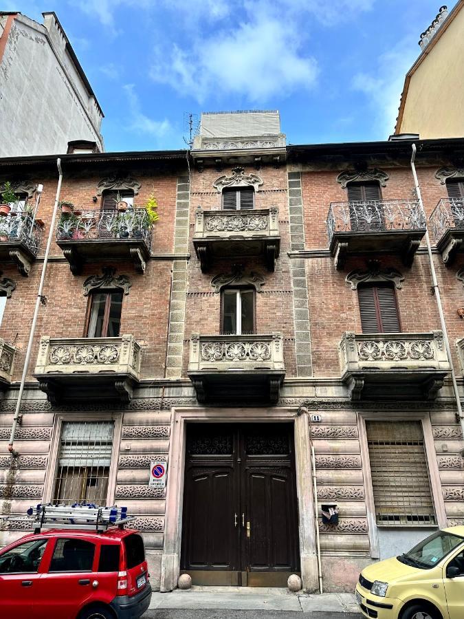 Апартаменты Casa Sassarina Турин Экстерьер фото